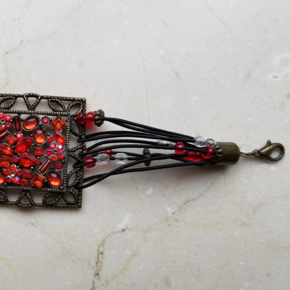 BLACK METAL BRACELET with Red Stones - Picture 4 of 4